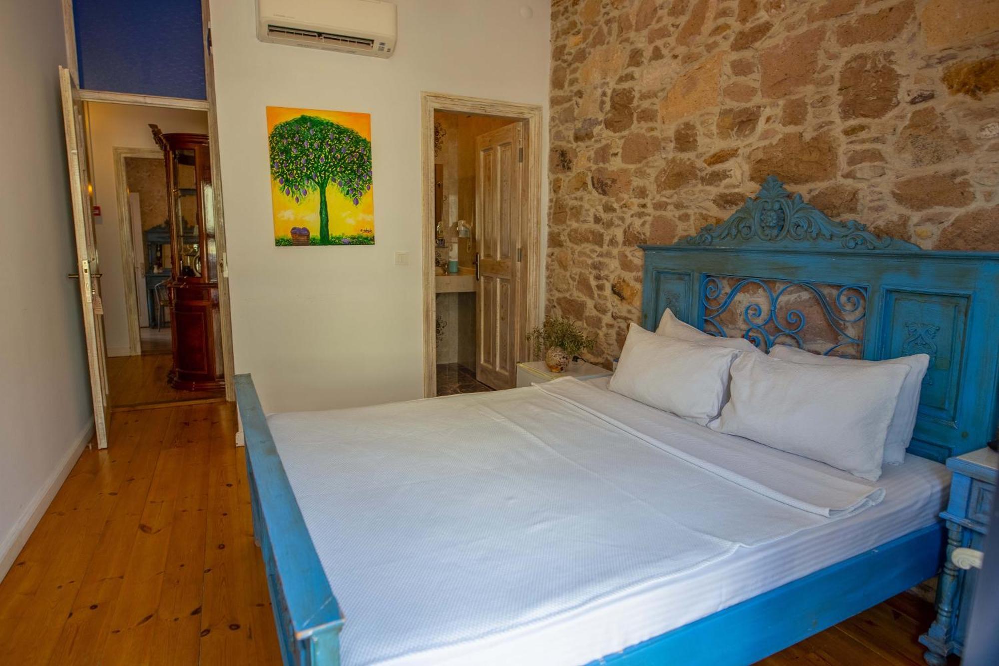 Cunda Mor Limon Otel Ayvalı Eksteriør bilde